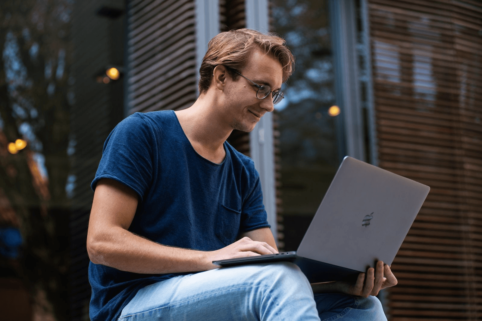 Optimize the UX/UI Mobile App Development